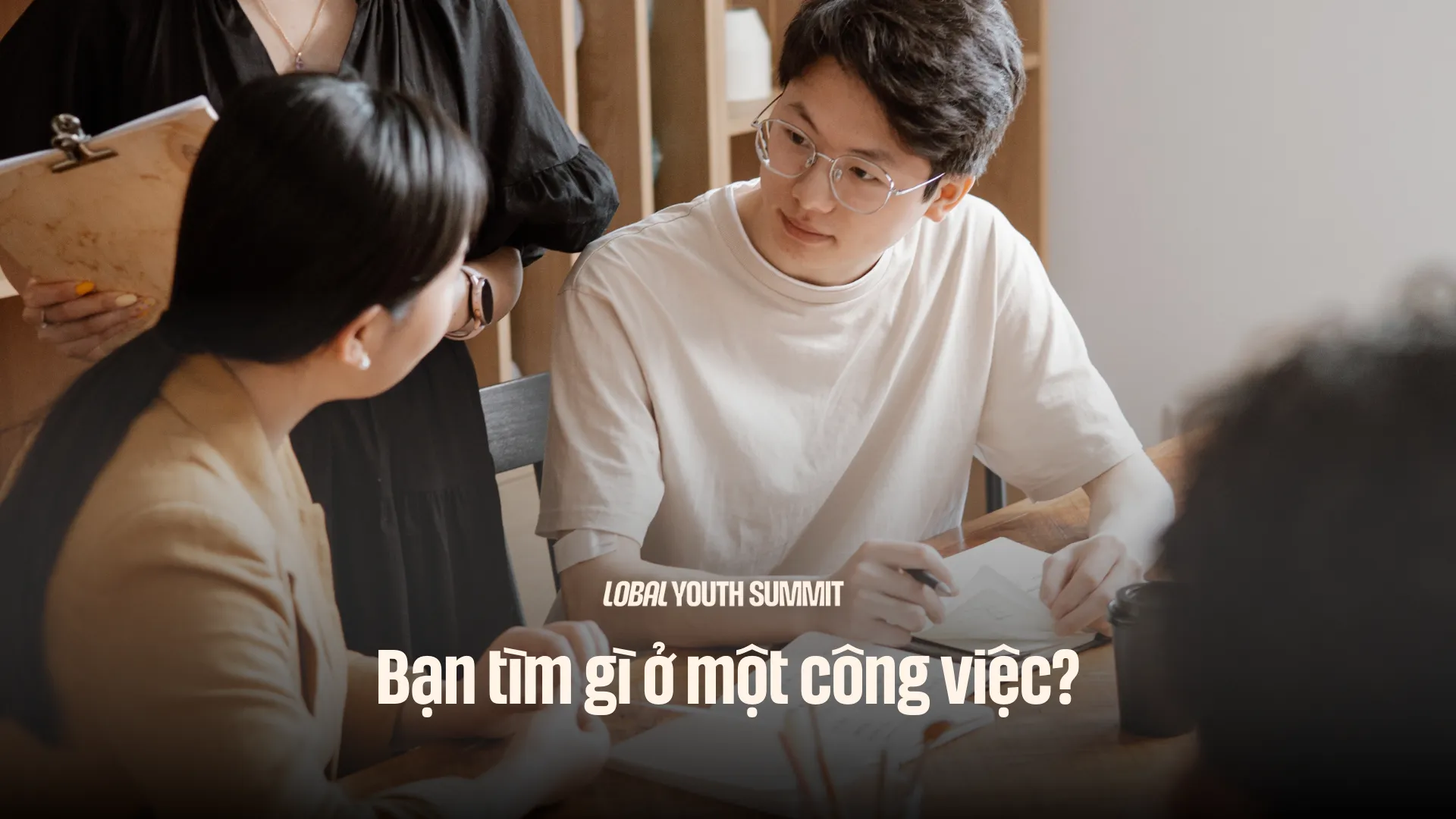 Gen Z chọn việc không chỉ vì lương: Giá trị & tác động xã hội mới là “điểm cộng” quyết định